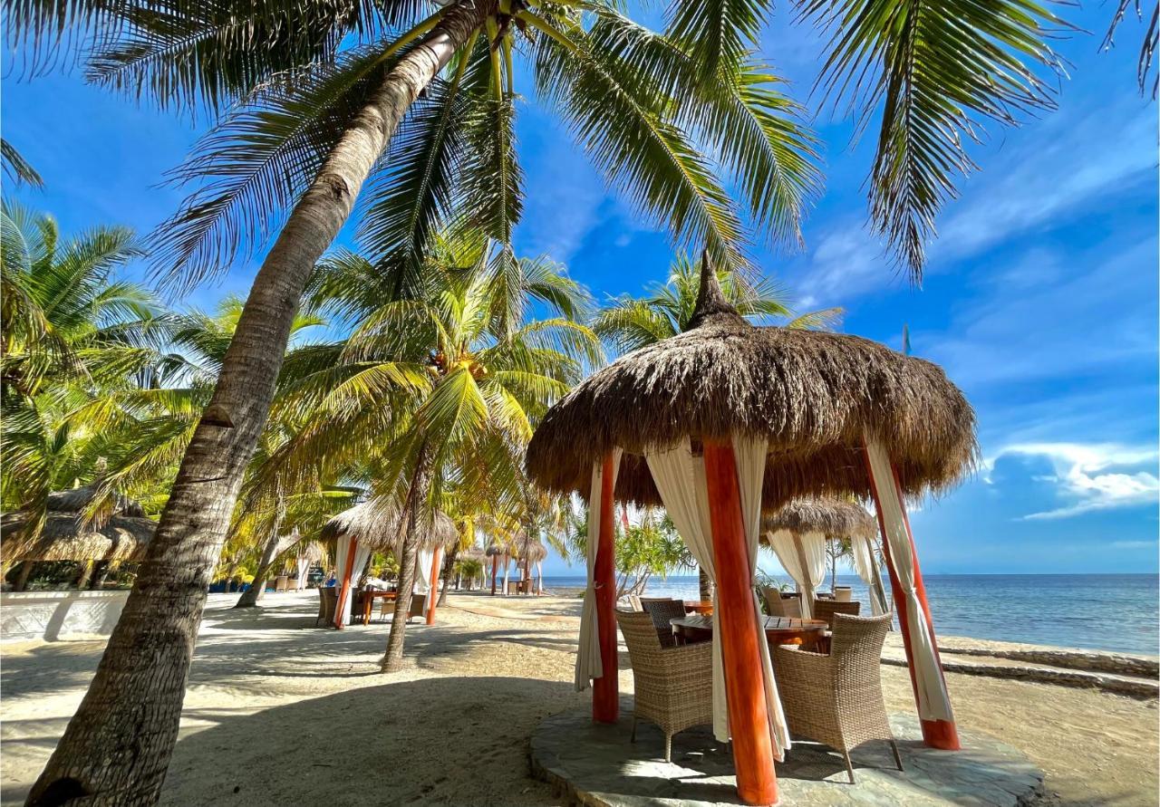 Coco Grove Beach Resort, Siquijor Island Exterior foto Diani Beach